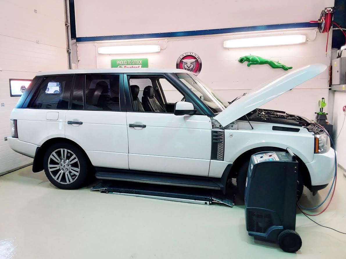 Air con service, Air Con re-gas, Air Con repairs – Range Rover, Land Rover, Jaguar
